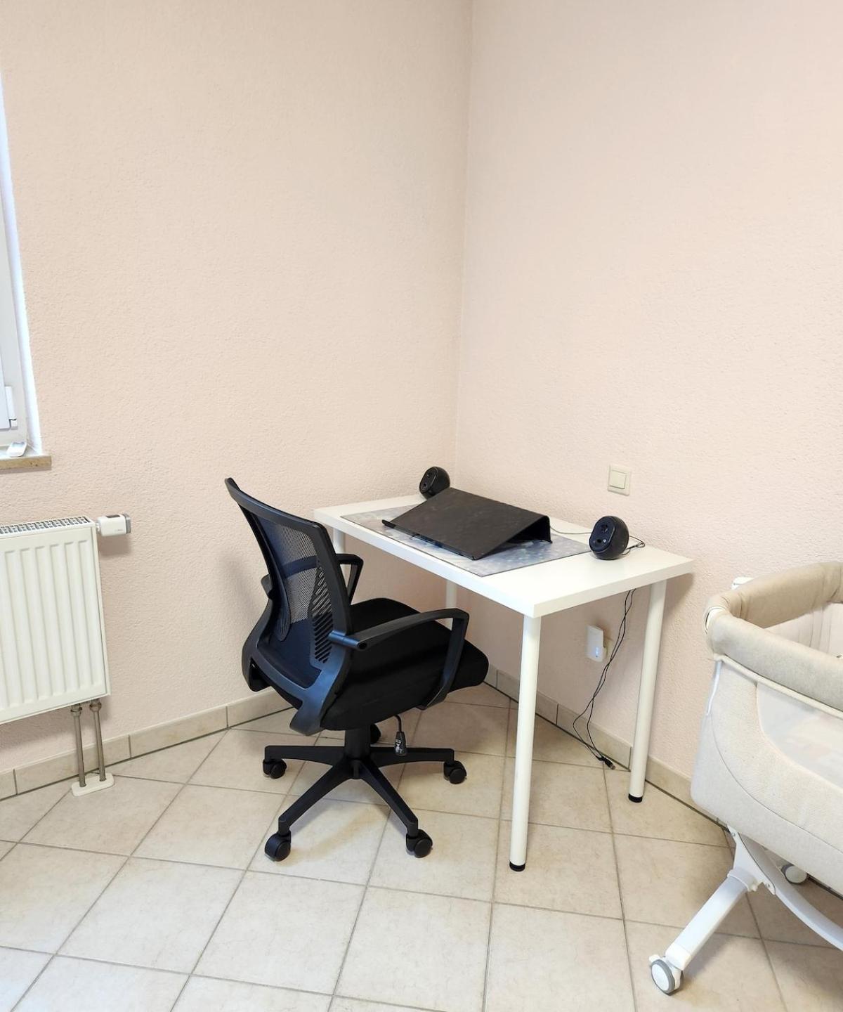Sj Apartment Кемниц Екстериор снимка