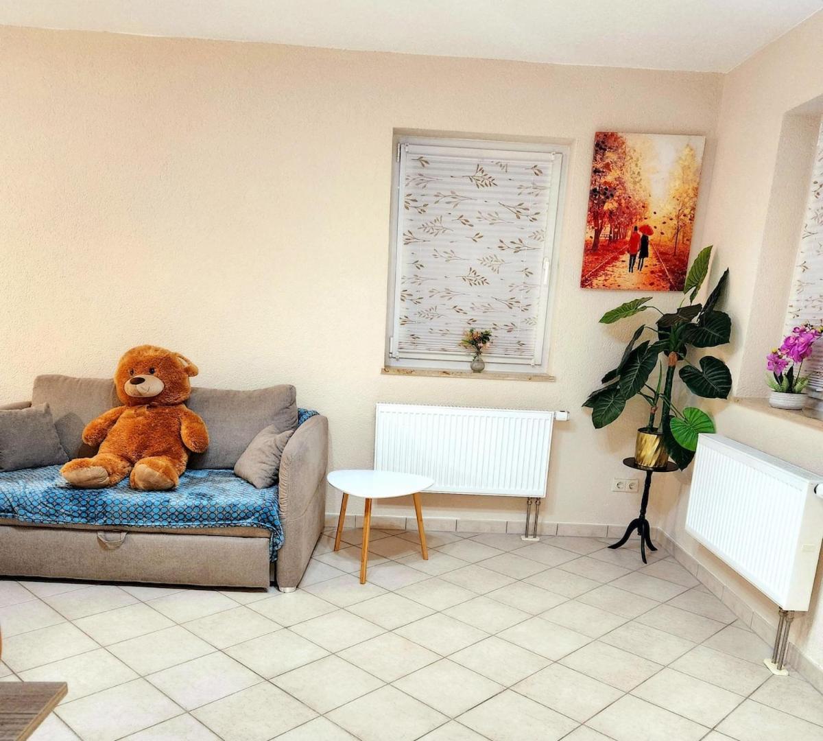 Sj Apartment Кемниц Екстериор снимка